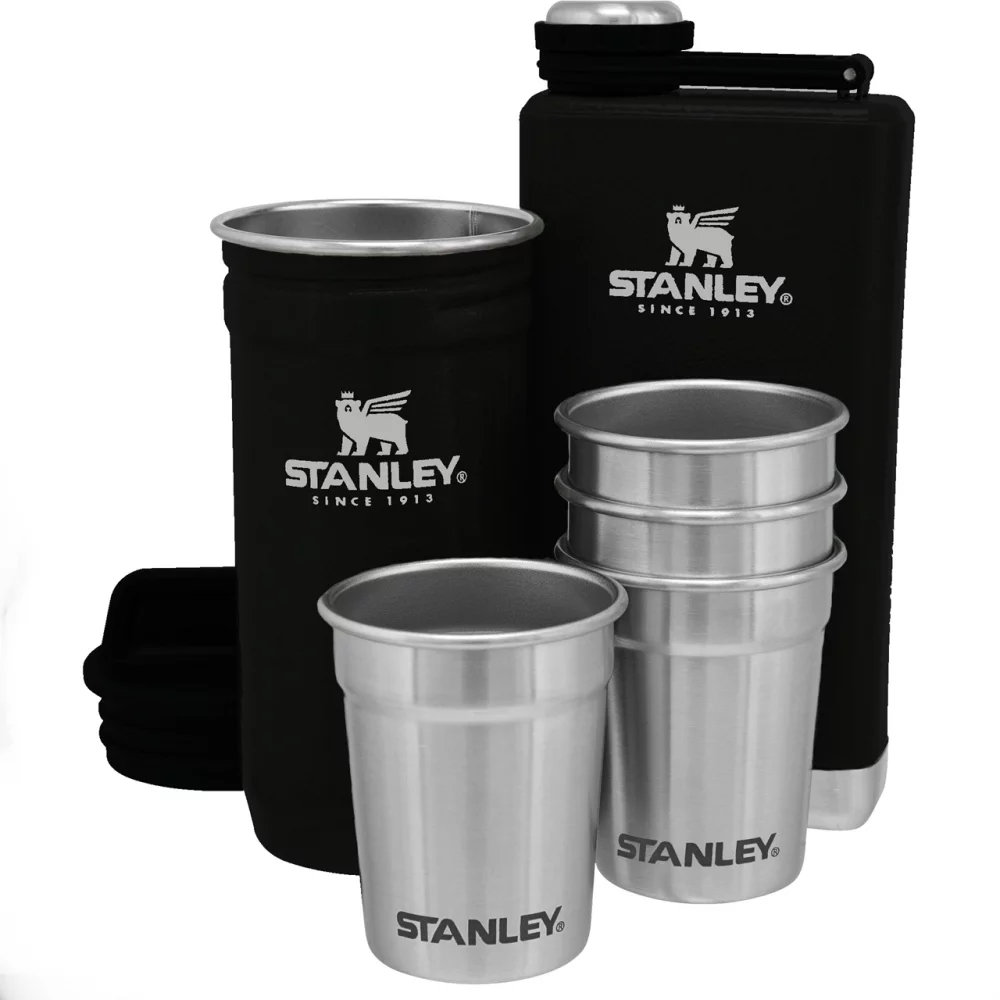 Flasque Stanley® Adventure de 8 oz avec support, ensemble de 4 verres à shot en acier inoxydable de 2 oz, noir.