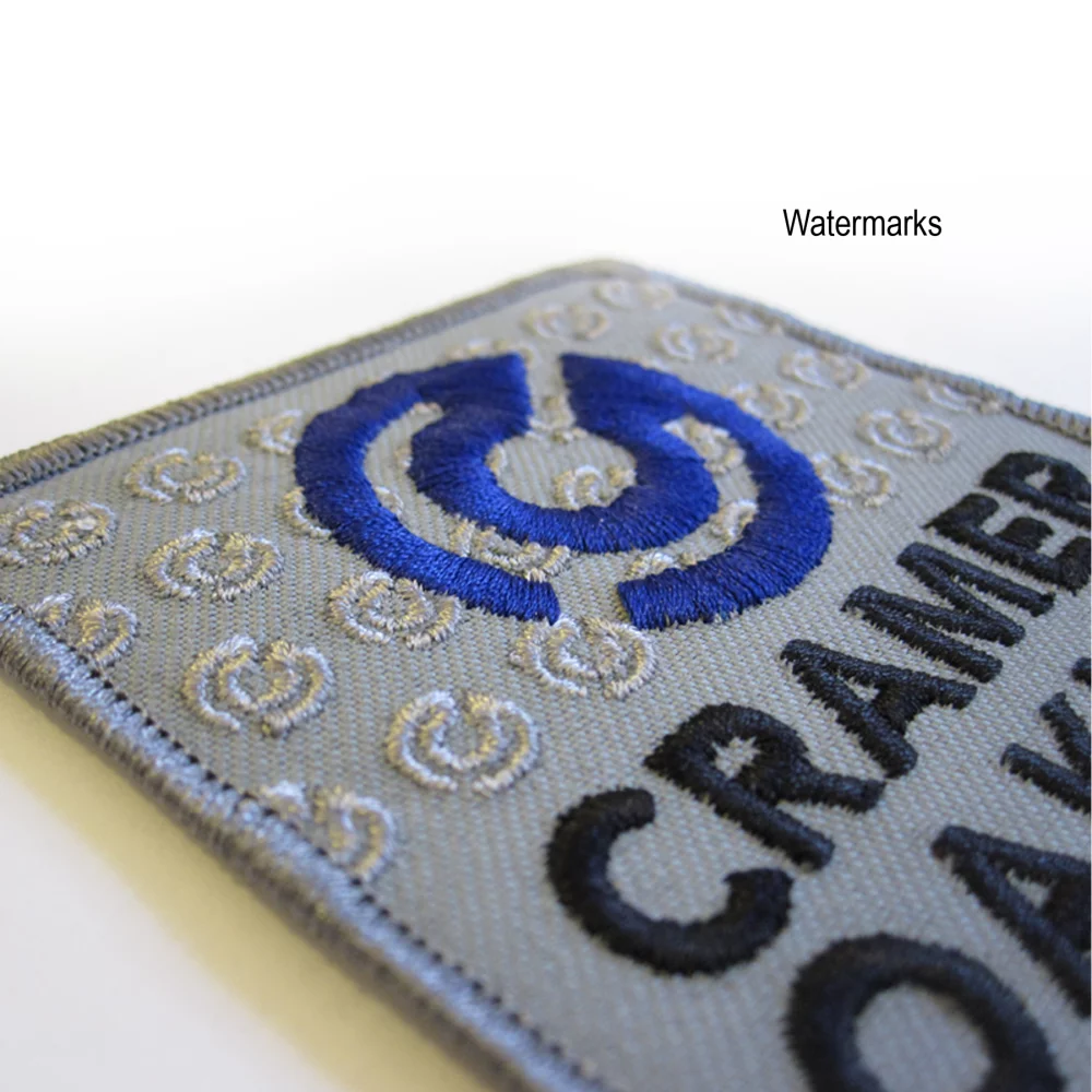 Emblème brodé personnalisé