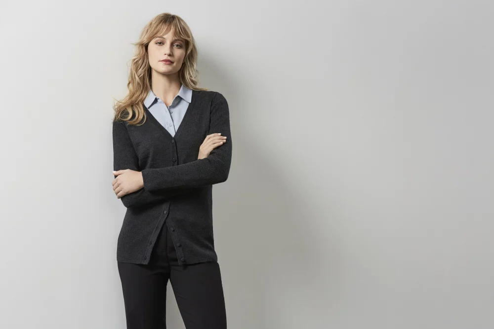 Cardigan long pour dames en tricot contemporain Milano