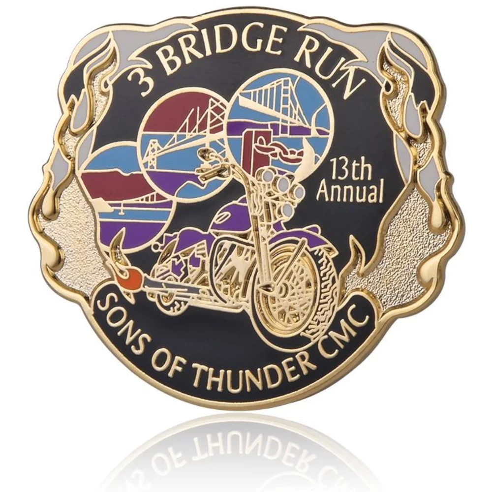 Épingle Cloisonné/Émail Dur de 2 1/4 pouces