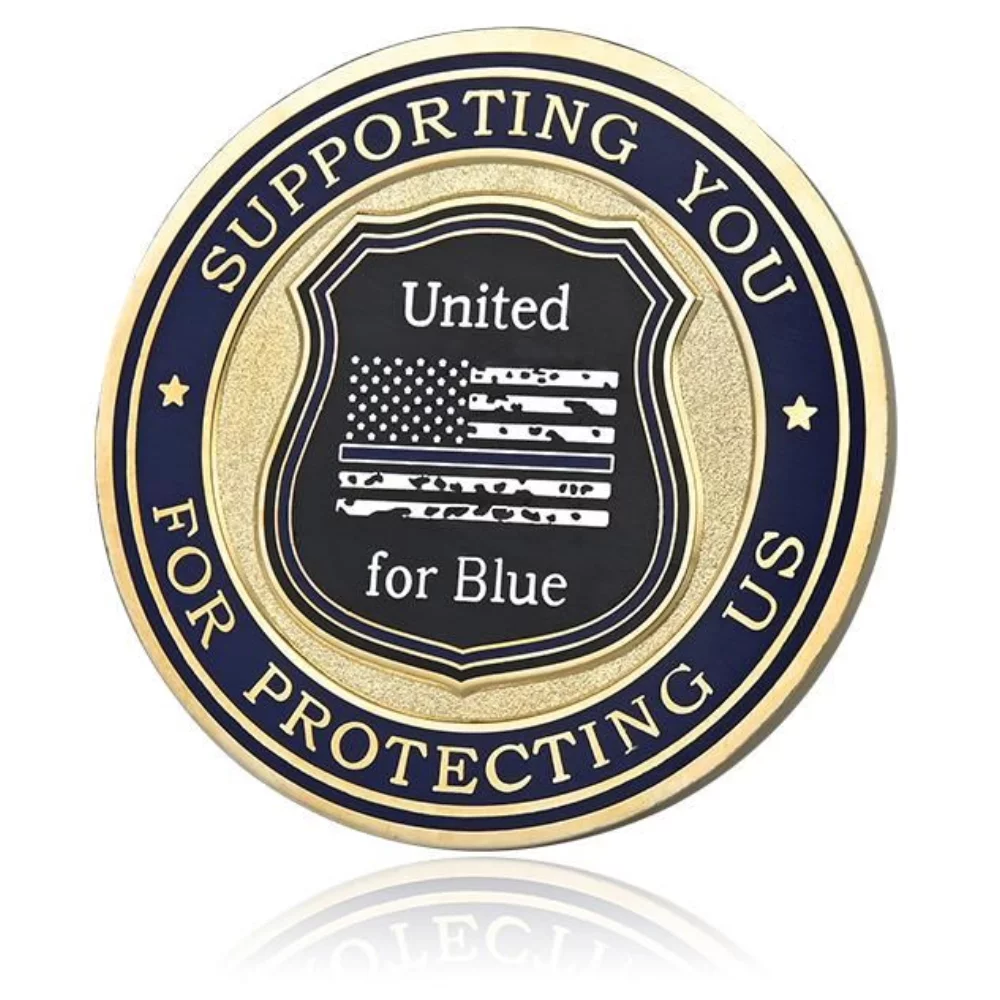 Pièces en émail dur de forme personnalisée de 1,25" (couleur des deux côtés)