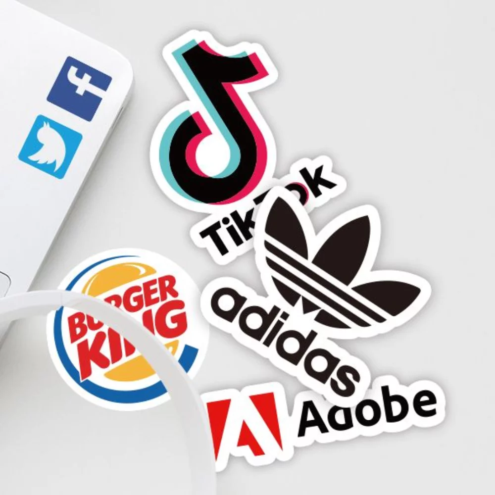 Autocollant personnalisé en couleur pleine 5"