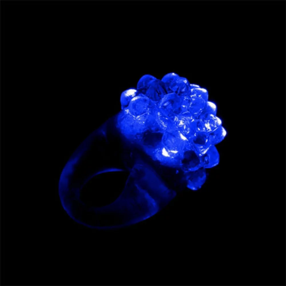 Bague lumineuse à la framboise bleue