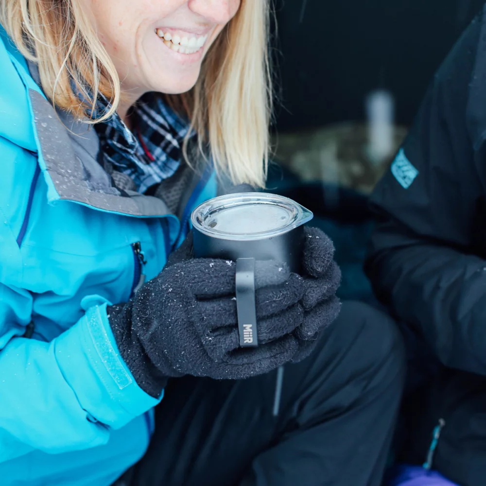 Ensemble cadeau bouteille à large ouverture et tasse de camping MiiR® - Poudre noire