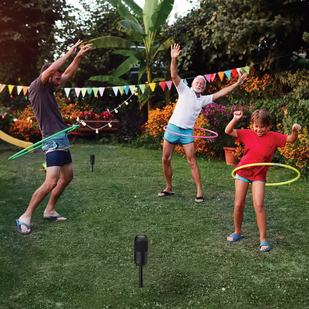 Enceintes Bluetooth solaires iLive™ pour l'intérieur et l'extérieur - Noir