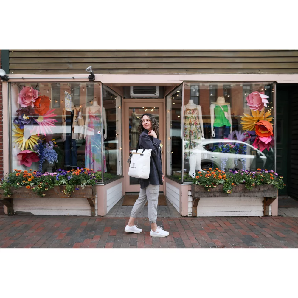 Renouveler le sac fourre-tout zippé en rPET - Crème