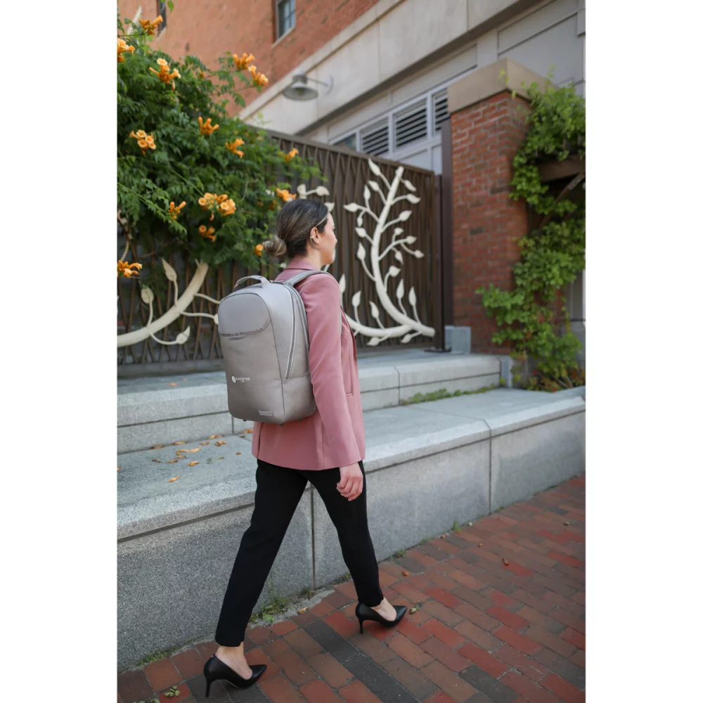 Sac à dos pour ordinateur portable Travis & Wells® Lennox - Taupe