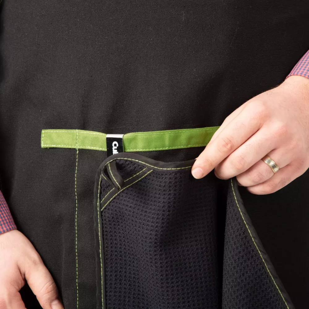 Tablier de chef et serviette Cuisinart Outdoors® pour barbecue - Noir