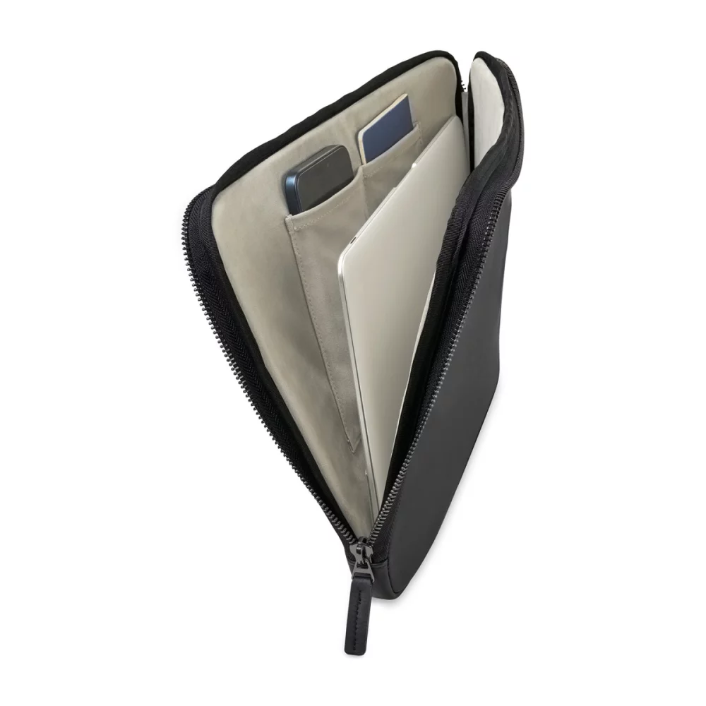 Travis & Wells® Envoy Laptop Sleeve - Black