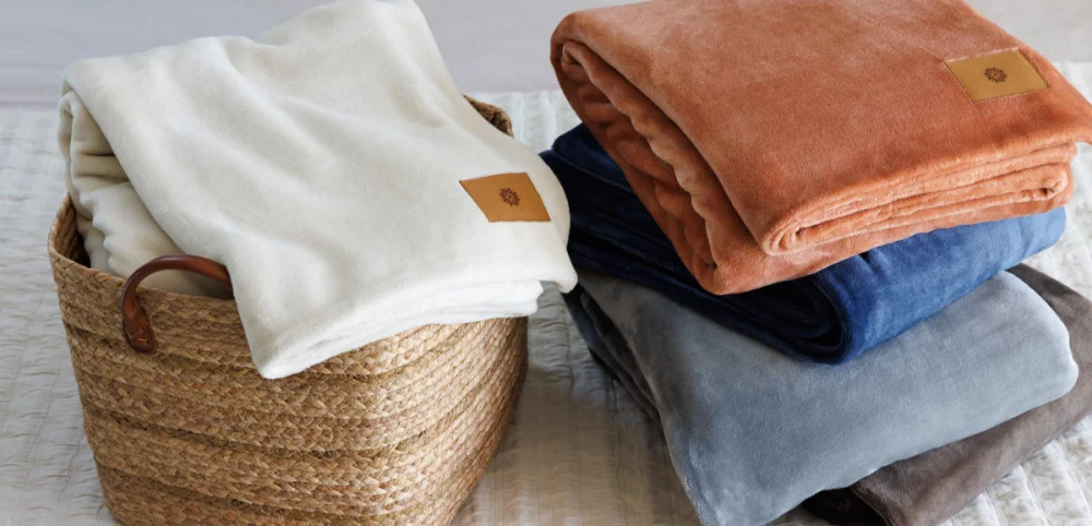 Mink Ever Soft Throw Blanket - Chalk