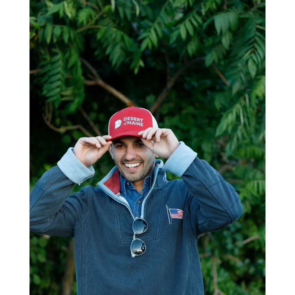 Merrimack Hat Co.™ Colt Trucker - Écarlate-Blanc