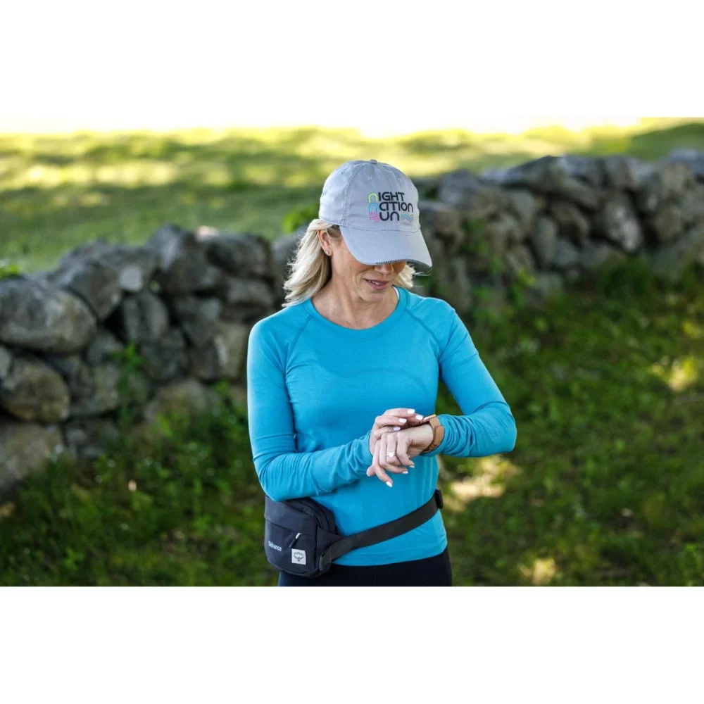 Casquette de performance recyclée Neo de Merrimack Hat Co.™ - Gris