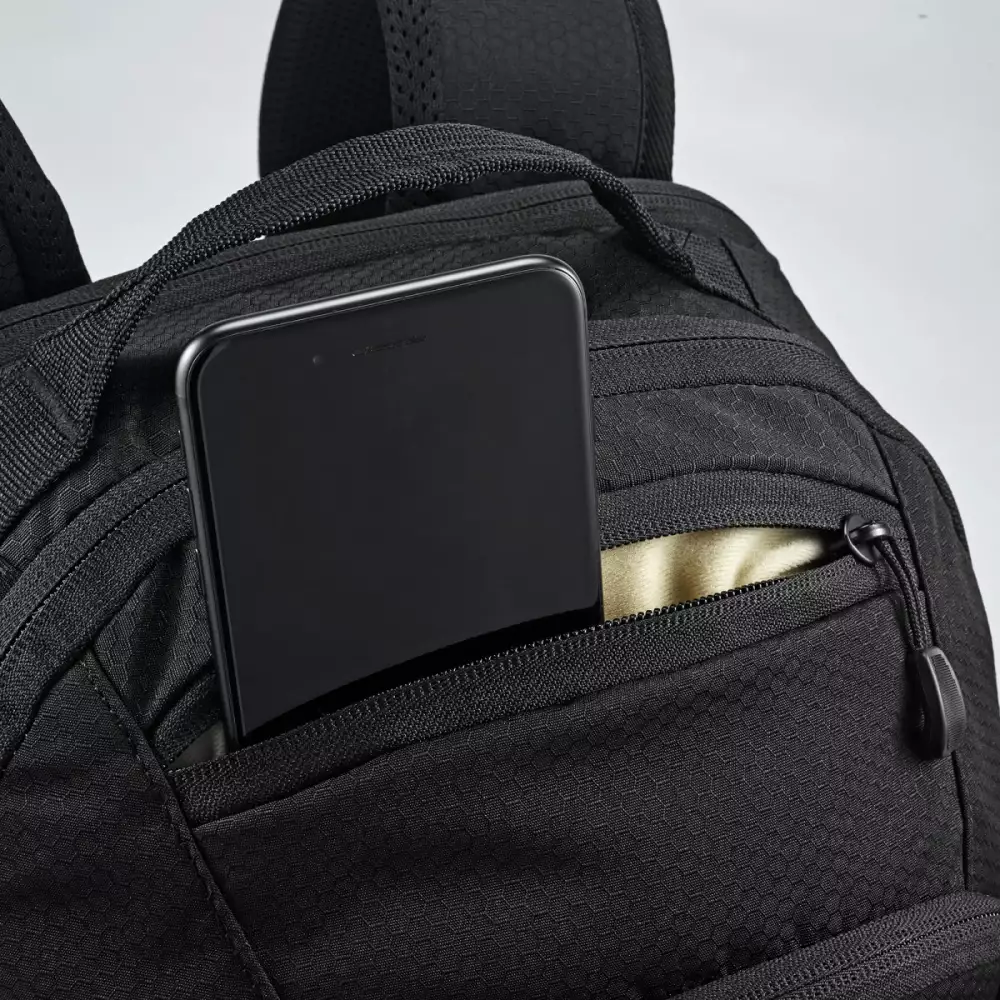 Sac à dos pour ordinateur portable High Sierra® Swoop SG - Noir