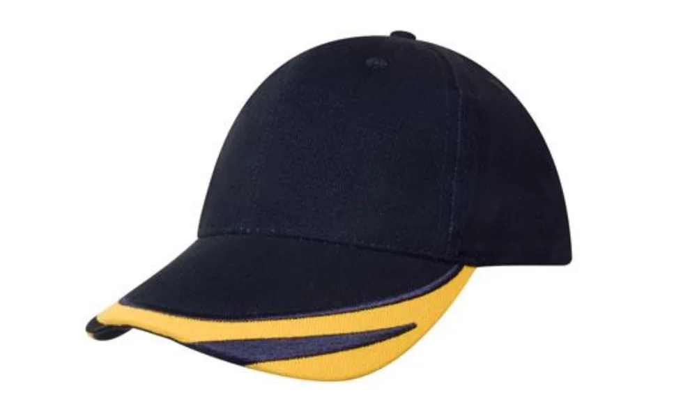 Casquette en coton lourd brossé avec bordure de pic brodée.