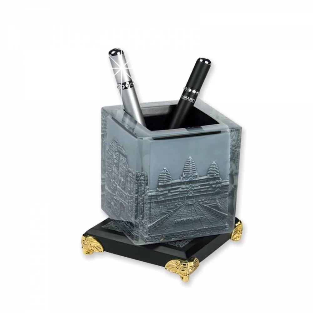 Figurine en métal 3D (trousse à crayons)