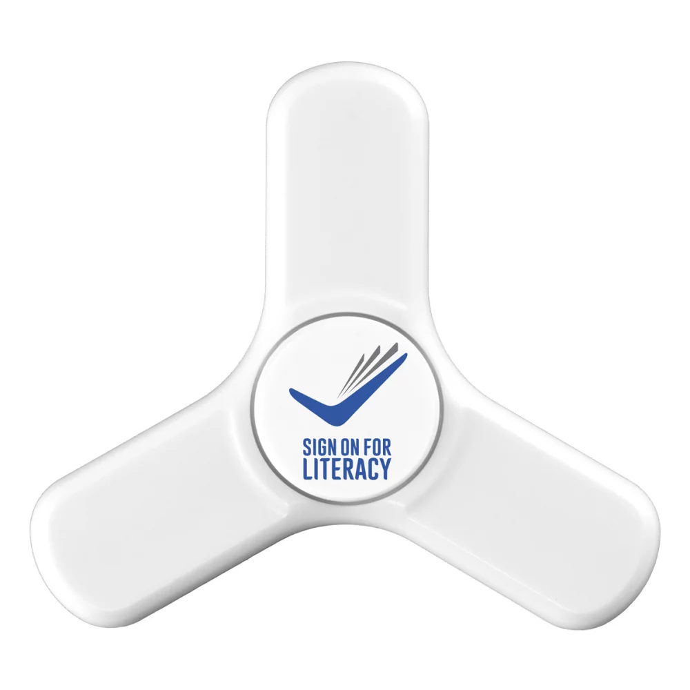 "Play & Charge" 3-in-1 Cell Phone Charging Cable Spinner