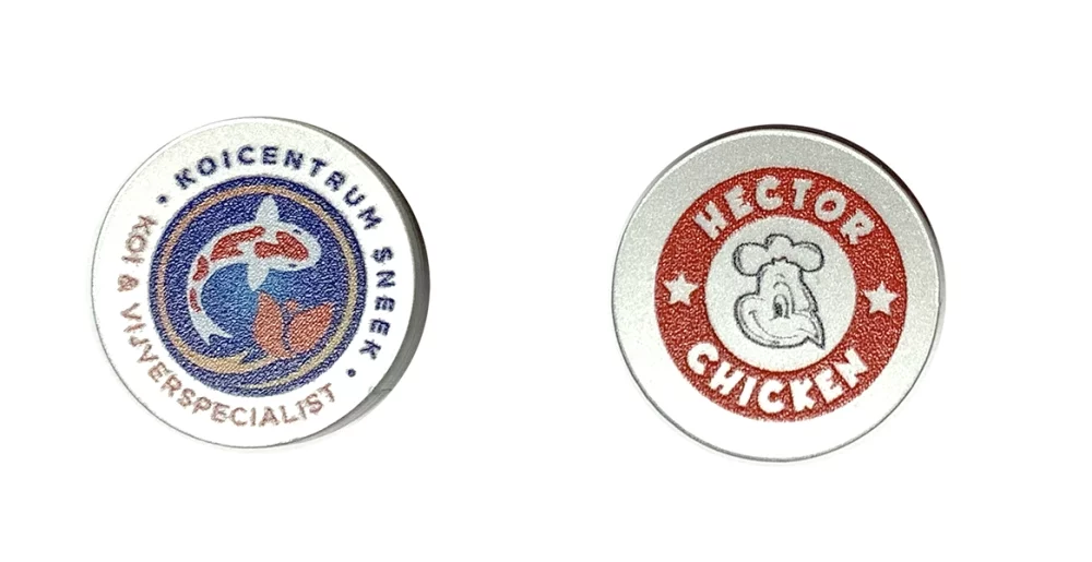 Marqueur de golf personnalisé de 1,50 pouce carré.