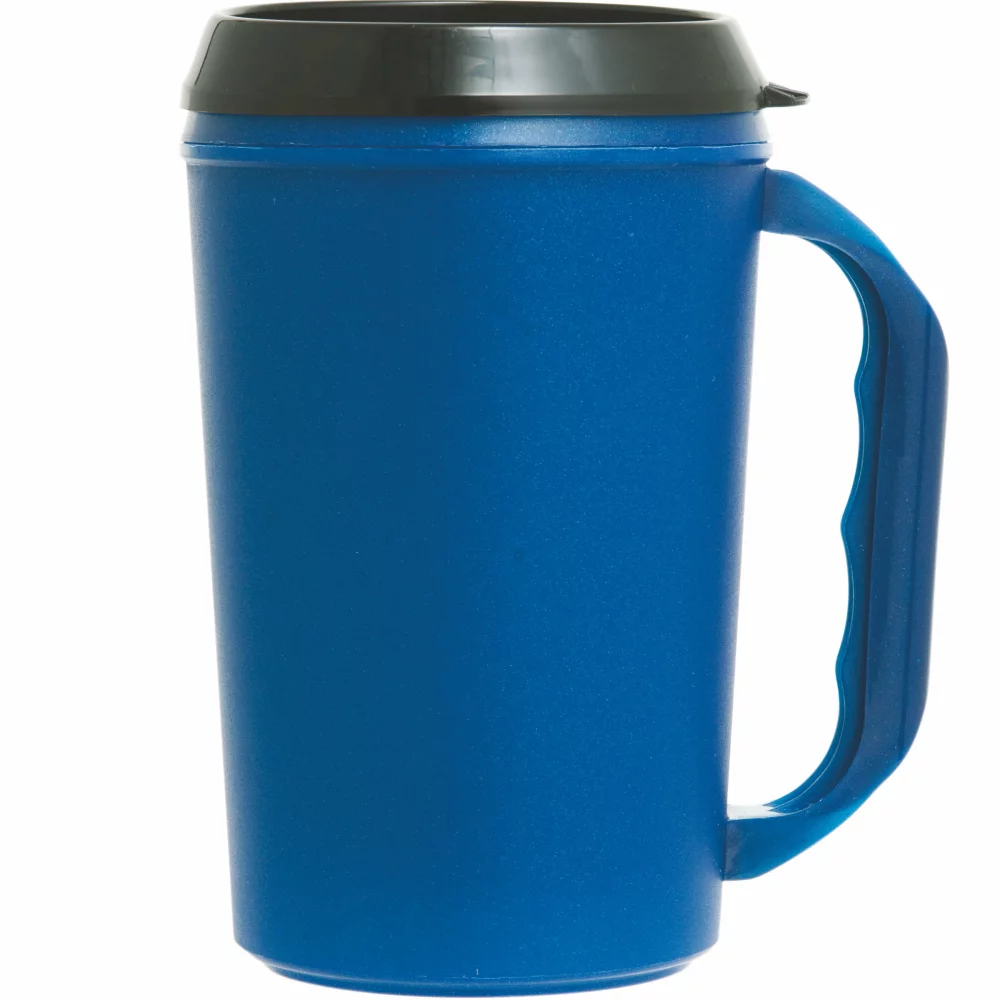 Mug de voyage isolé de 22 oz avec couvercle à boire.