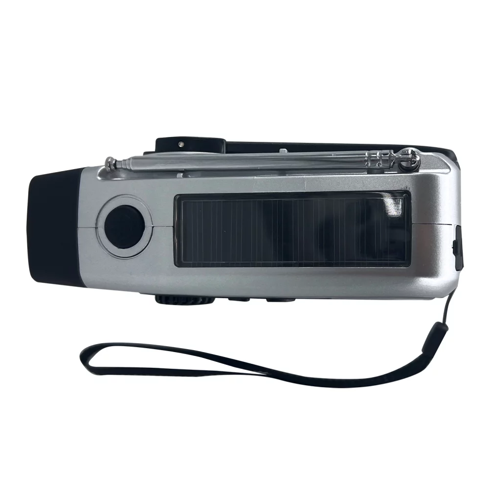 Dynamo Solar AM-FM Radio/Flashlight w/ USB