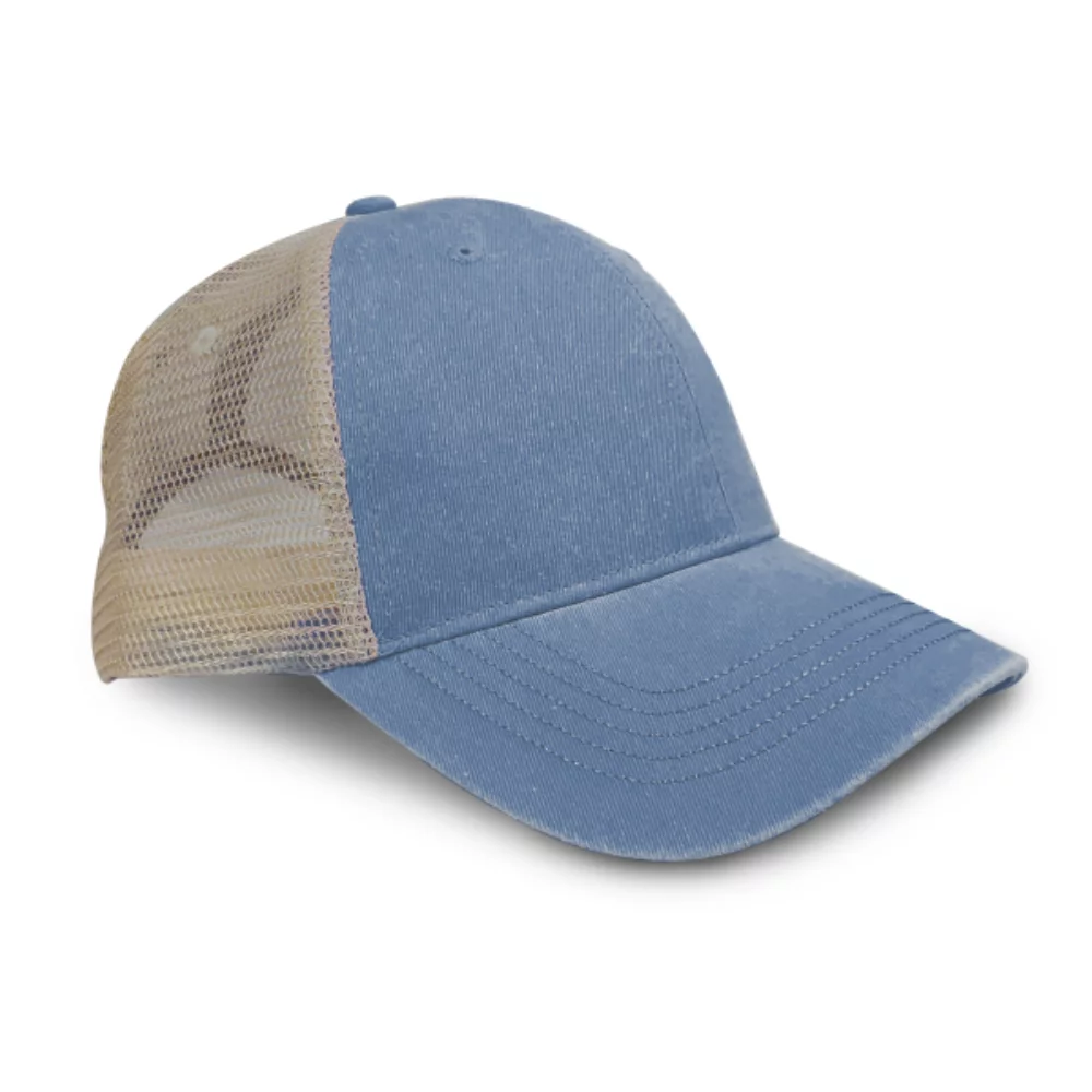 Casquette en maille de luxe lavée et teinte au pigment.