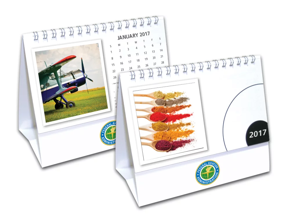 Calendrier de bureau avec images personnalisées (5 7/8"x6 1/2")