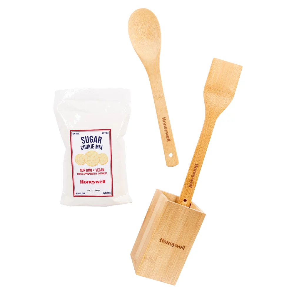Bamboo Kitchen Gift Set with Sugar Cookie Mix