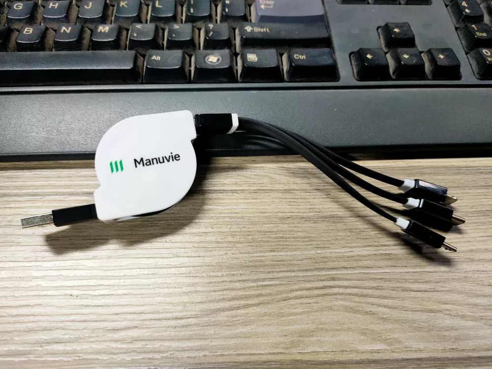 3-In-1 Retractable Charging Cable
