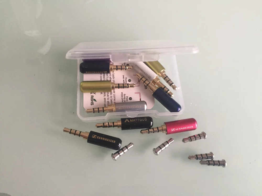 Bloqueur de microphone avec moitié inférieure prolongée