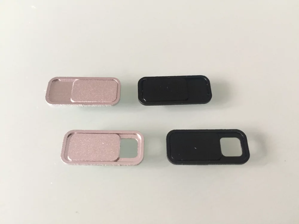 Cache-webcam rectangulaire en métal avec bords arrondis