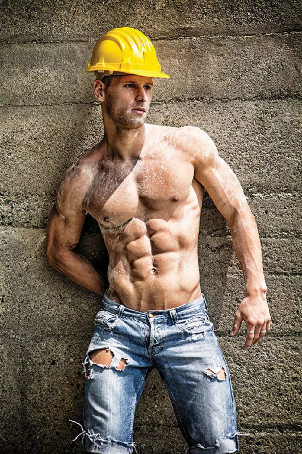 Men International