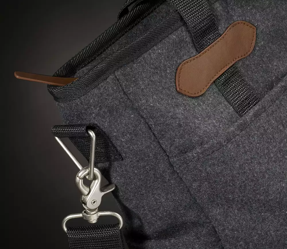 Field & Co.® Campster Wool 15" Computer Tote