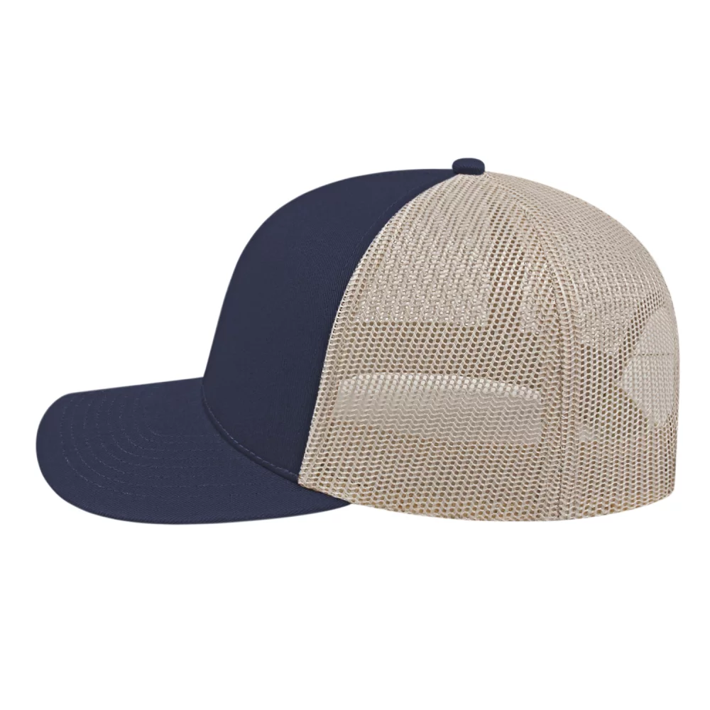 Casquette de camionneur en poly/coton avec filet à l'arrière.