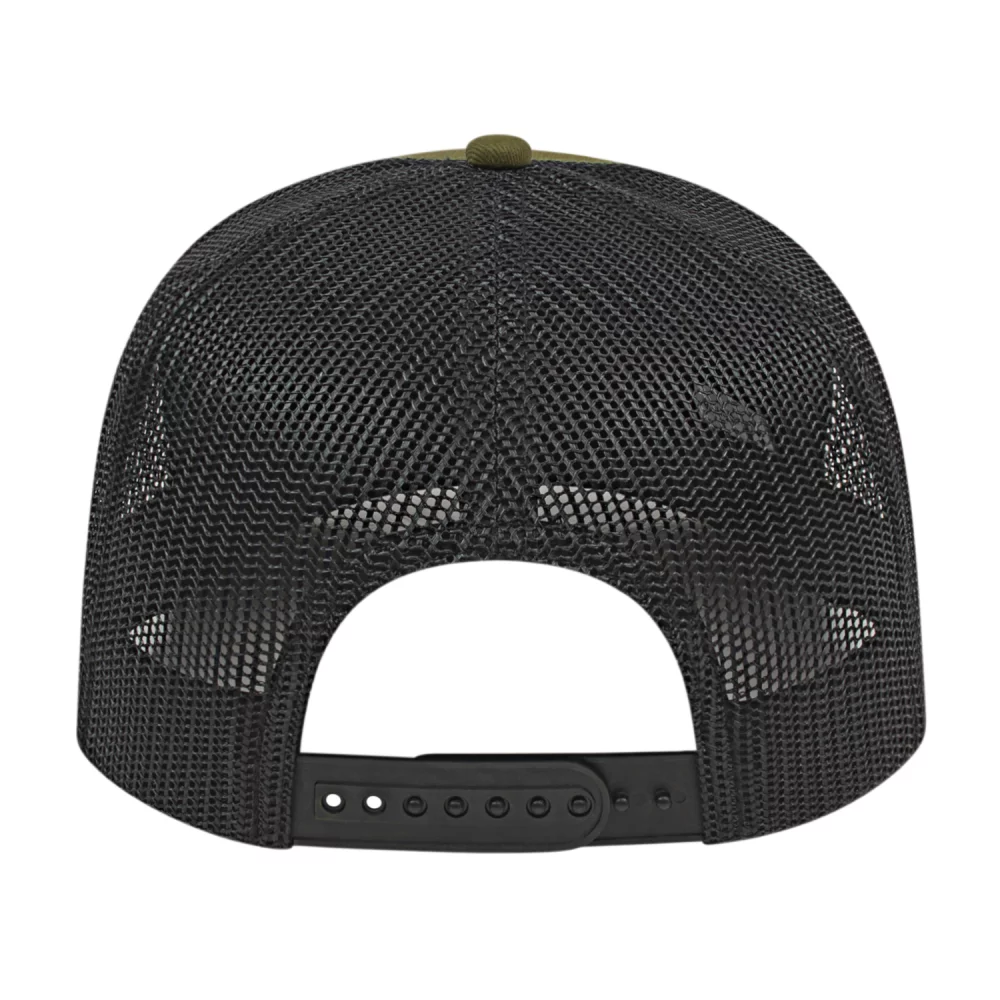 Casquette de camionneur en poly/coton avec filet à l'arrière.