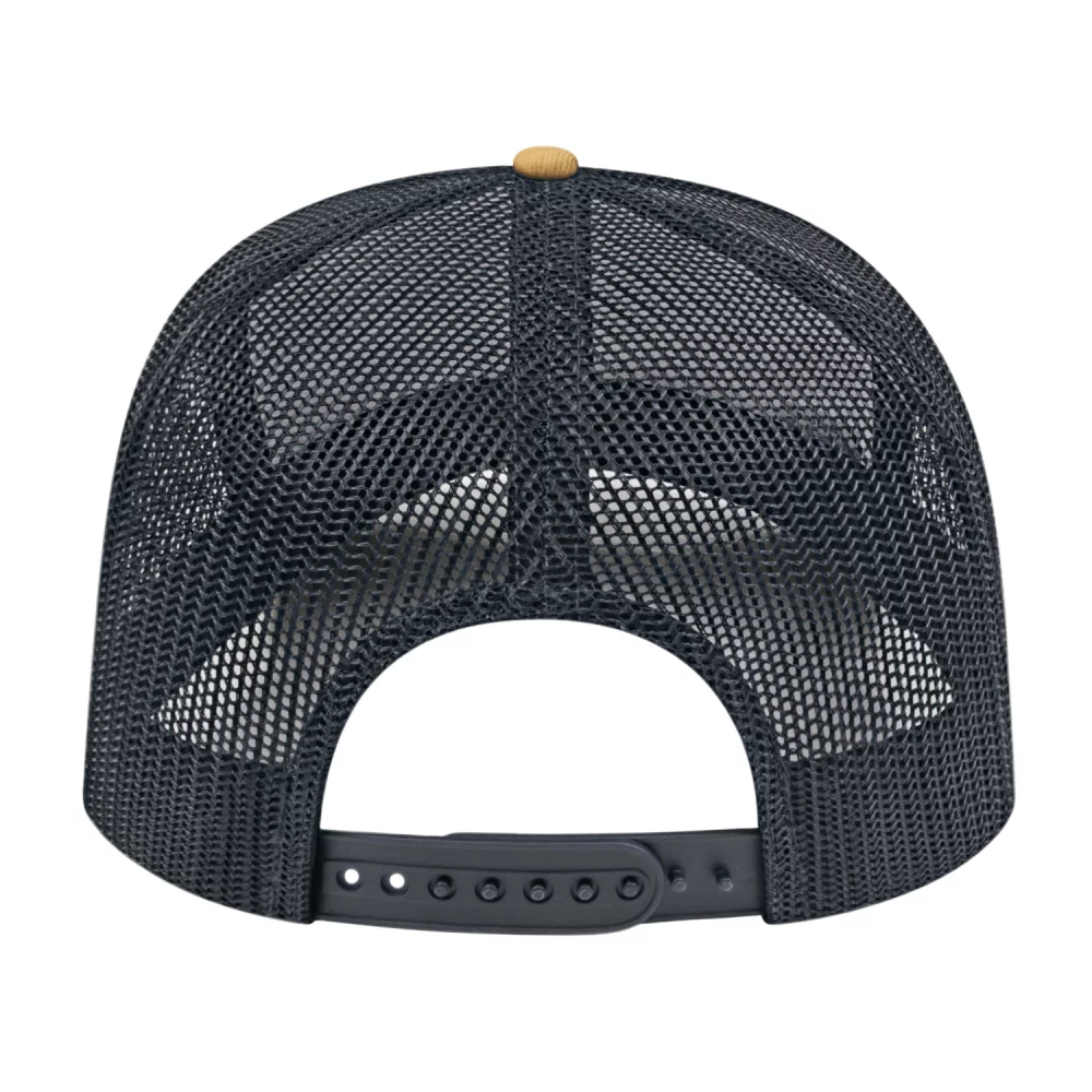 Casquette de camionneur en poly/coton avec filet à l'arrière.