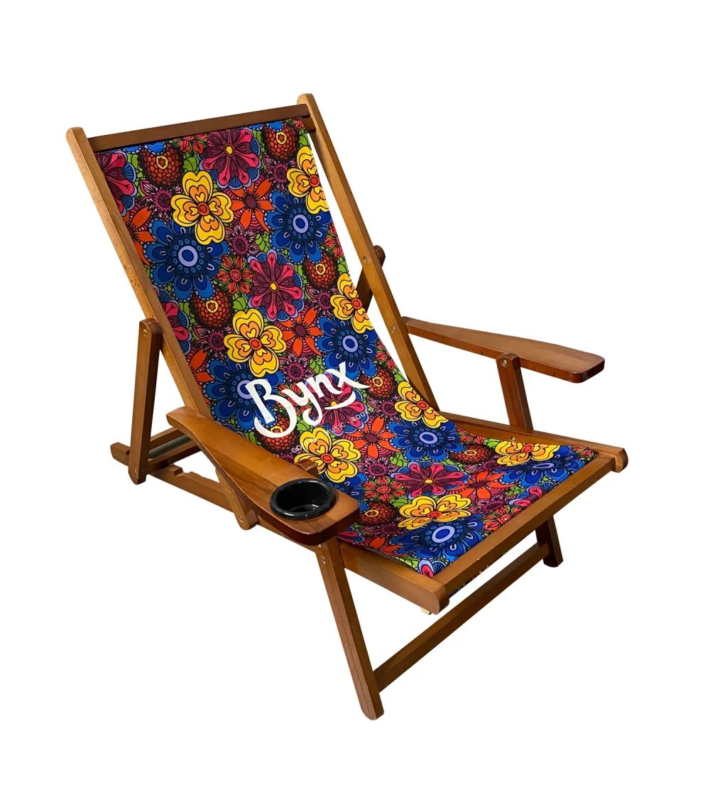 Chaise à bascule en bois (couleur intégrale)