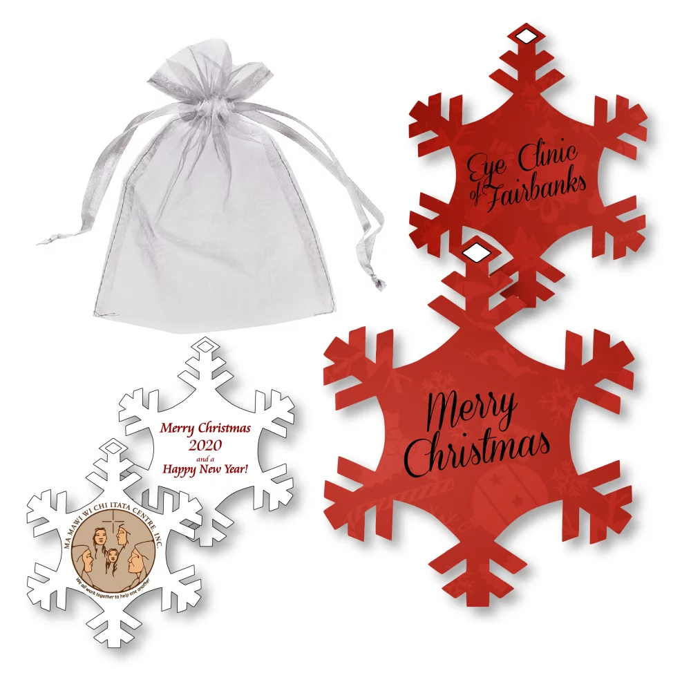 Ornements en flocon de neige en métal