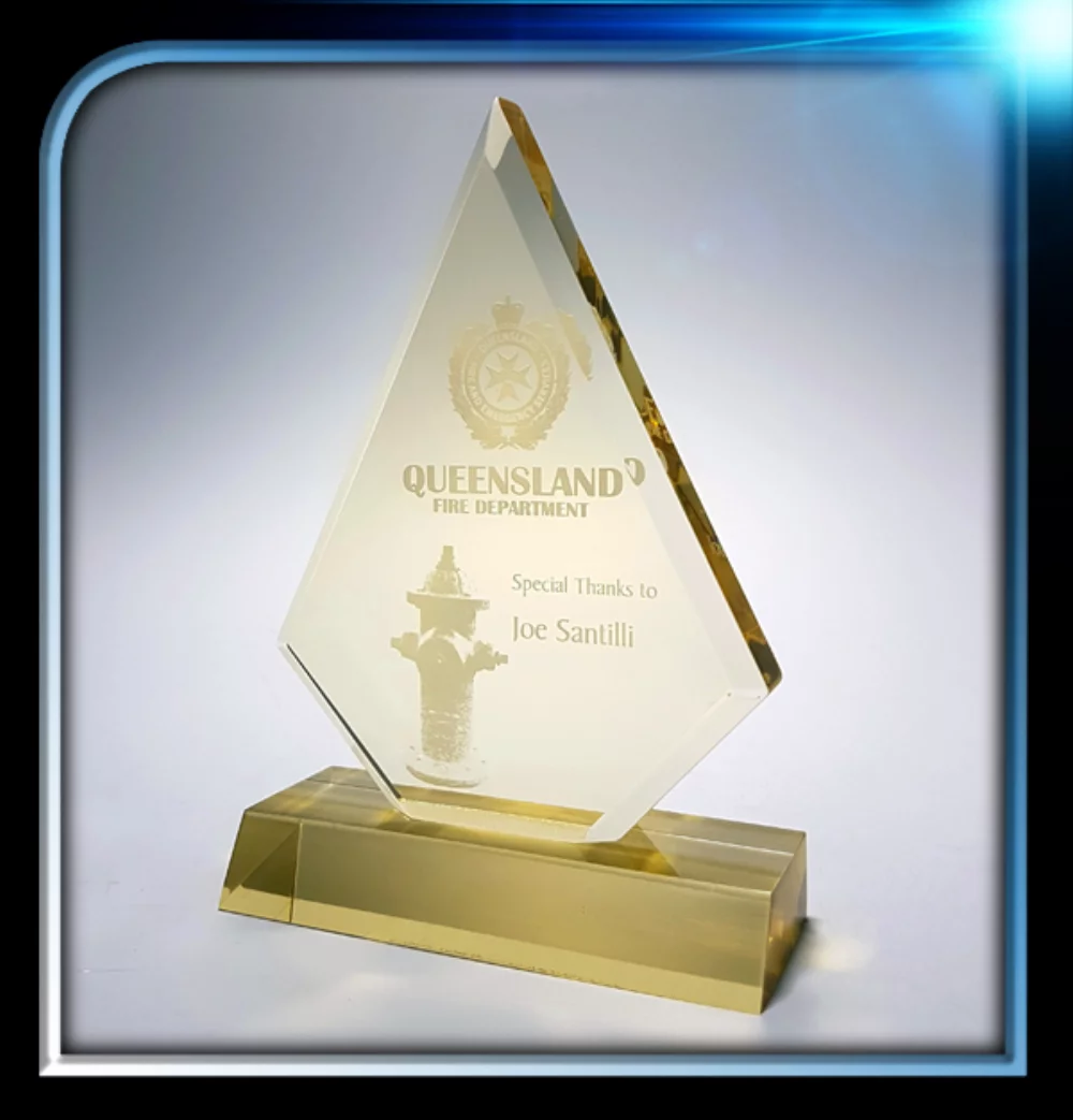 Executive Series Gold Arrowhead Award w/Base (4 1/2"x6"x3/4")