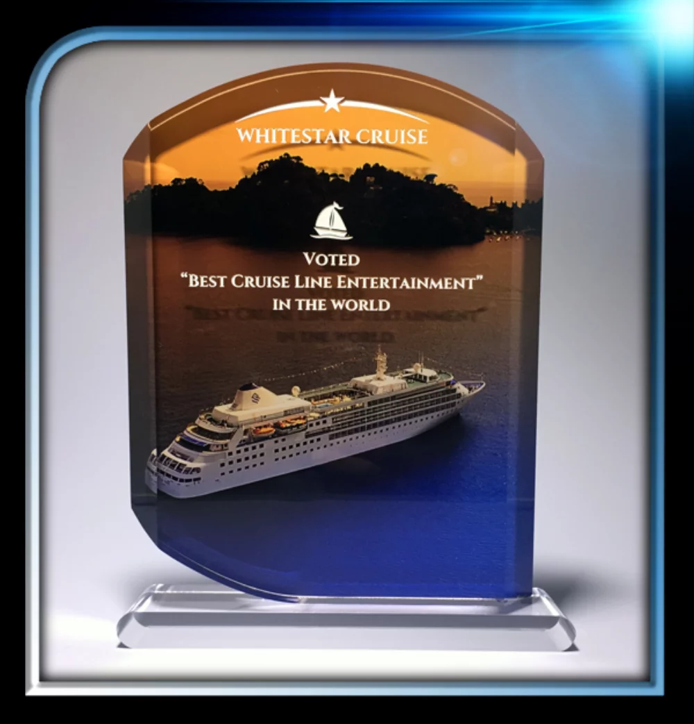 Executive Series Rounded Top Award w/Base (8"x10"x3/4")