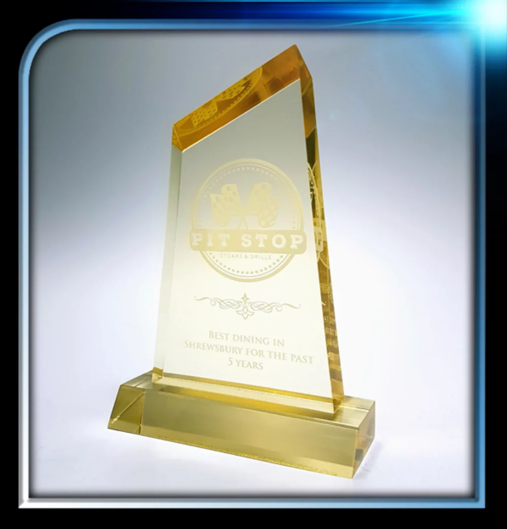 Executive Series Gold Angled Top Award w/Base (4"x6 1/2" x 3/4")