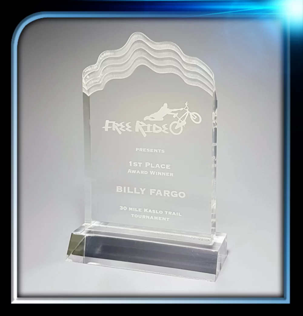 Executive Series Waved Top Award w/Base (4"x6")