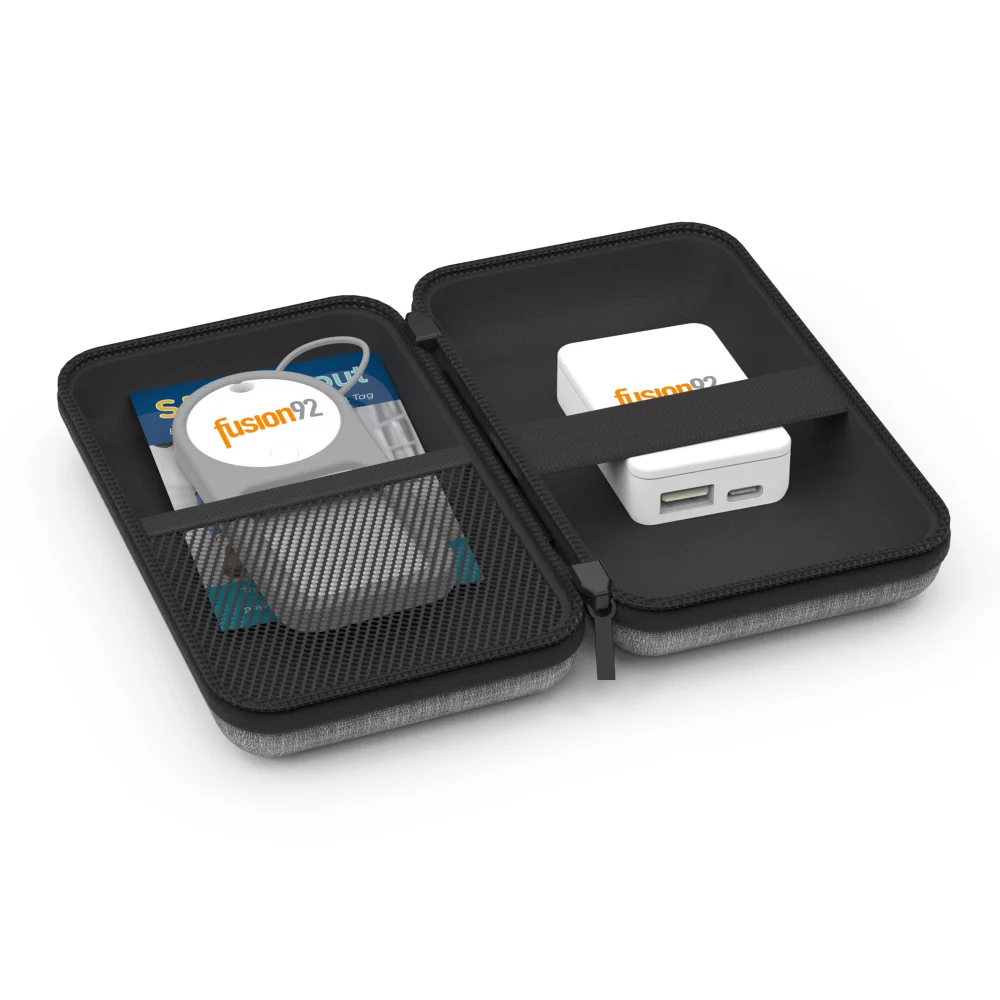 Kit de compagnons de voyage : étiquette de bagage et kit de prise murale de voyage