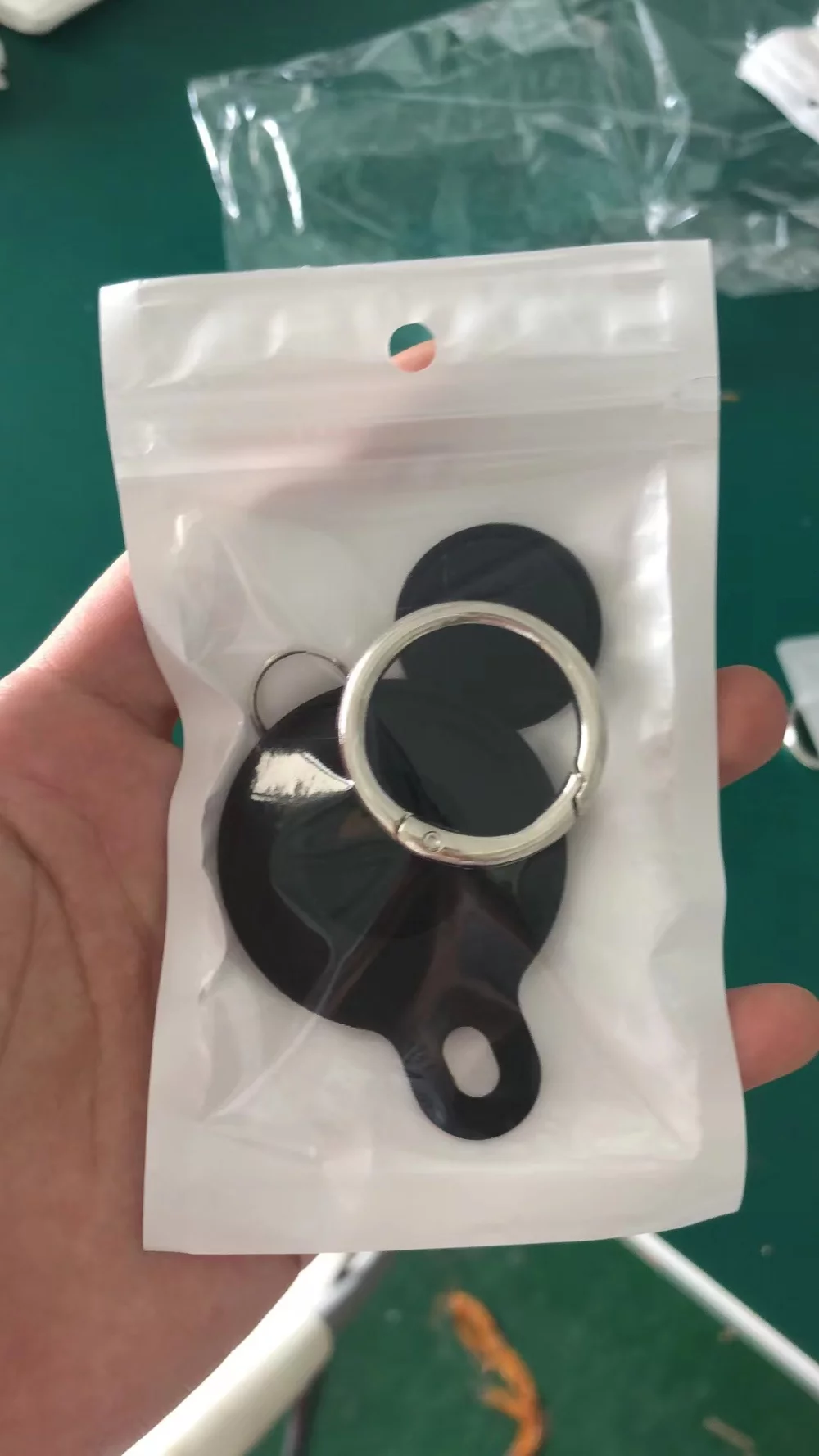 Porte-clés/étui en silicone pour AirTag