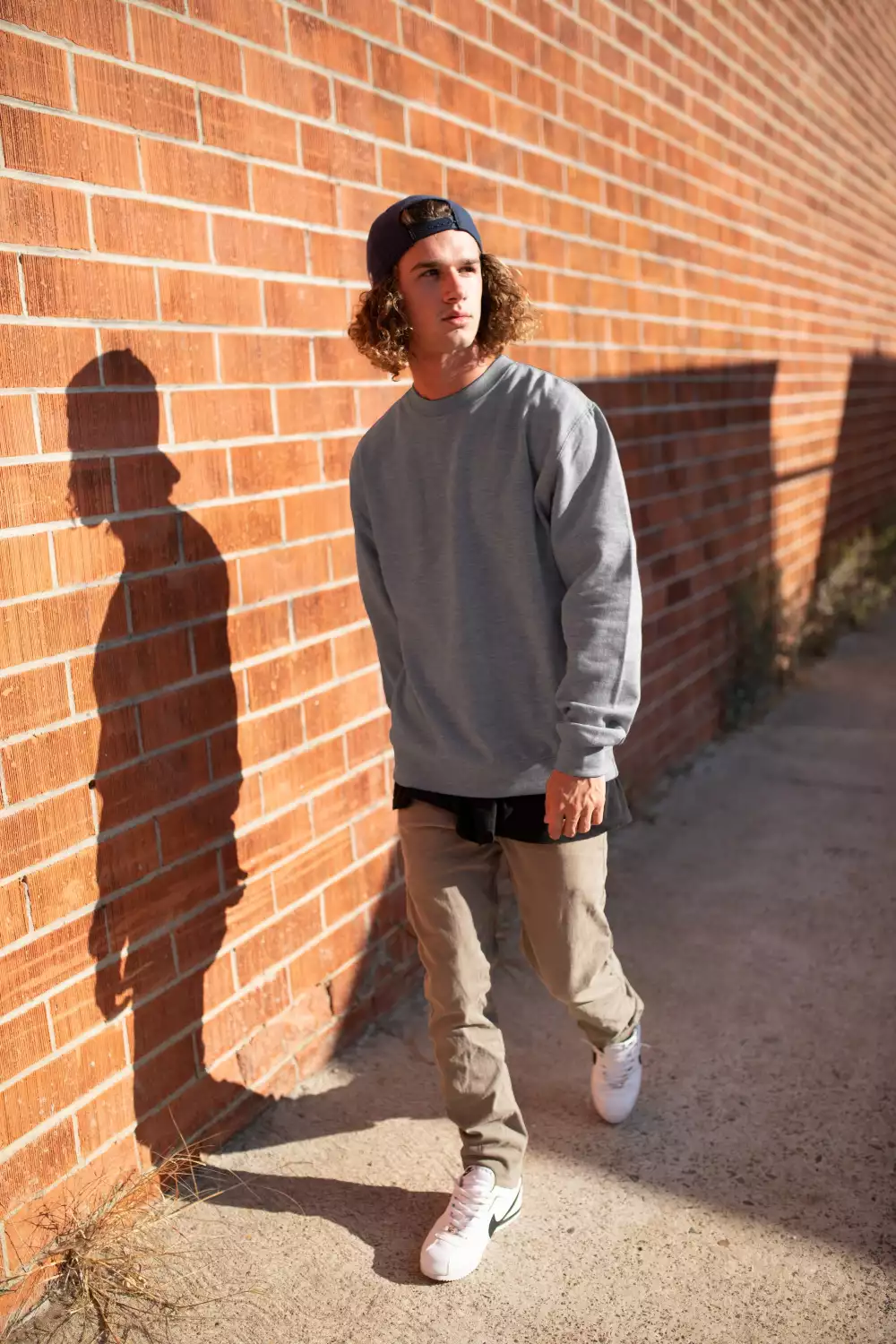 Independent adult midweight crewneck sweatshirt