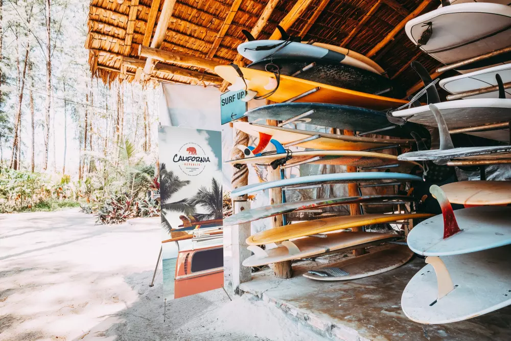 24" x 60" Tripod Banner Display Kit