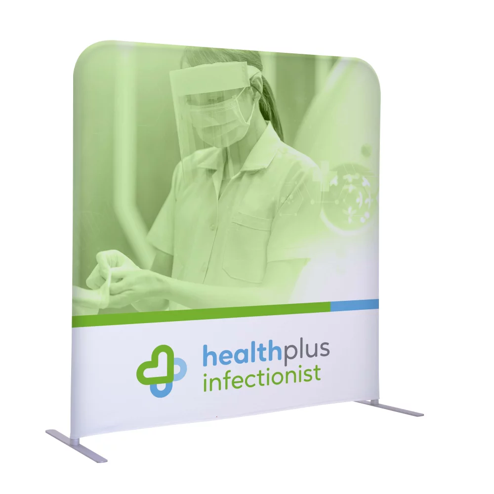 Ensemble de mur droit EuroFit de 4' de largeur sur 54" de hauteur.