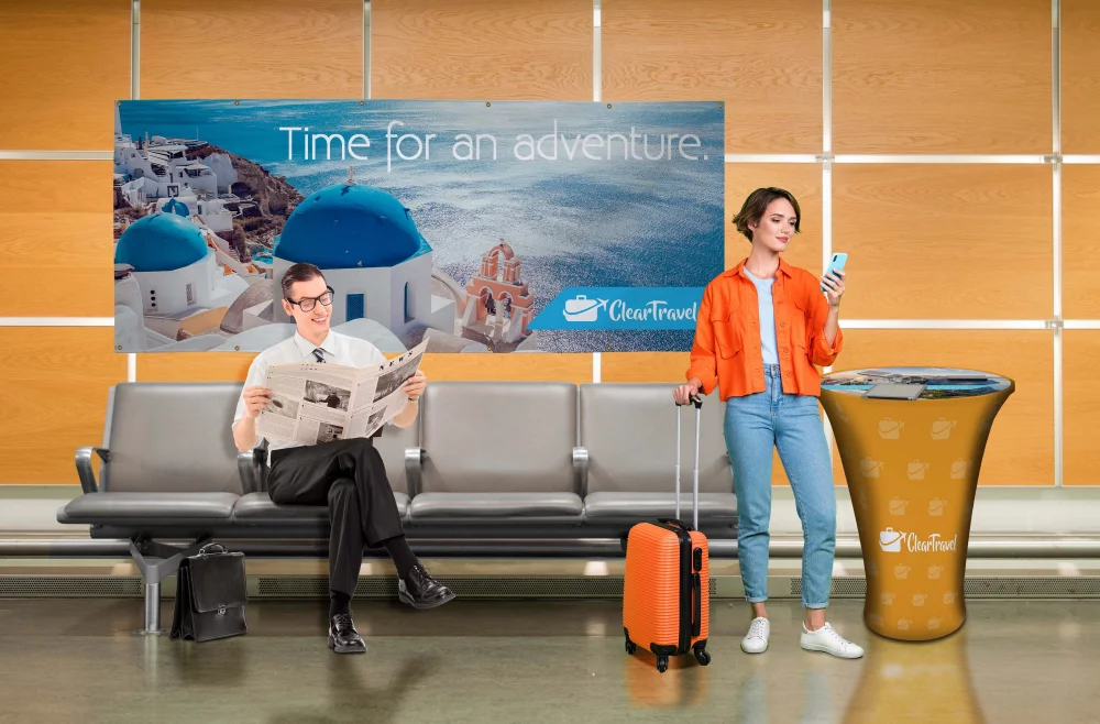 Bannière en vinyle lisse de 4' x 10' et 13 oz, recto seul.