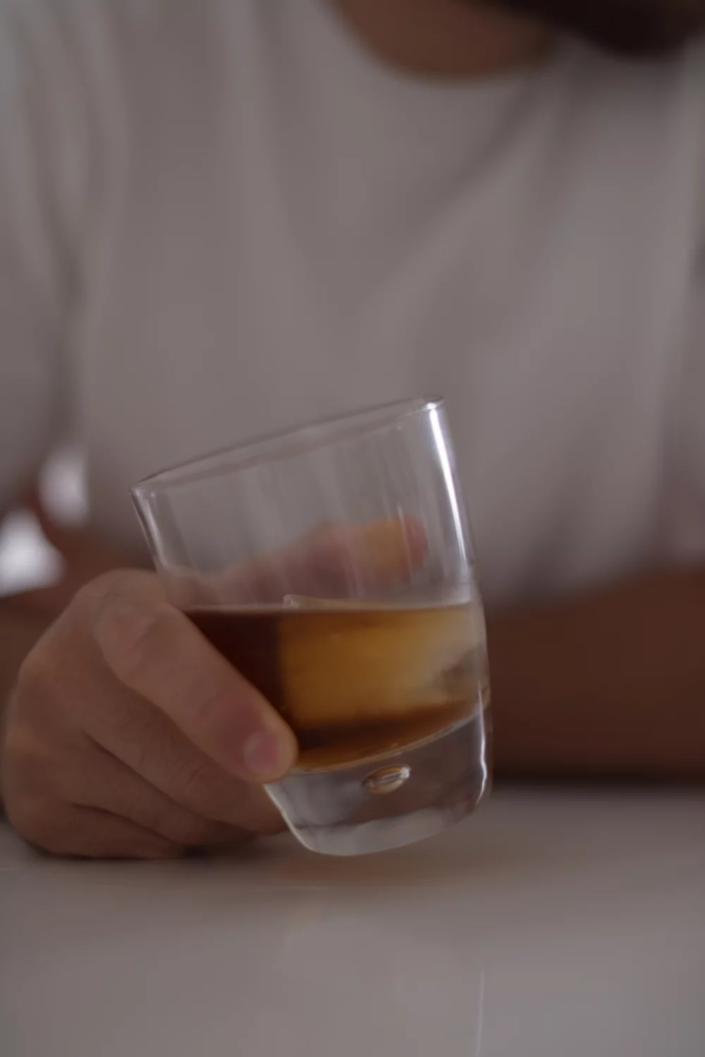 Verre à whisky transparent Bormioli Rocco Luna de 11,75 oz.