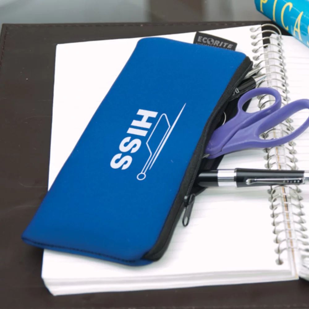 Étui à crayons / Pochette cosmétique en néoprène