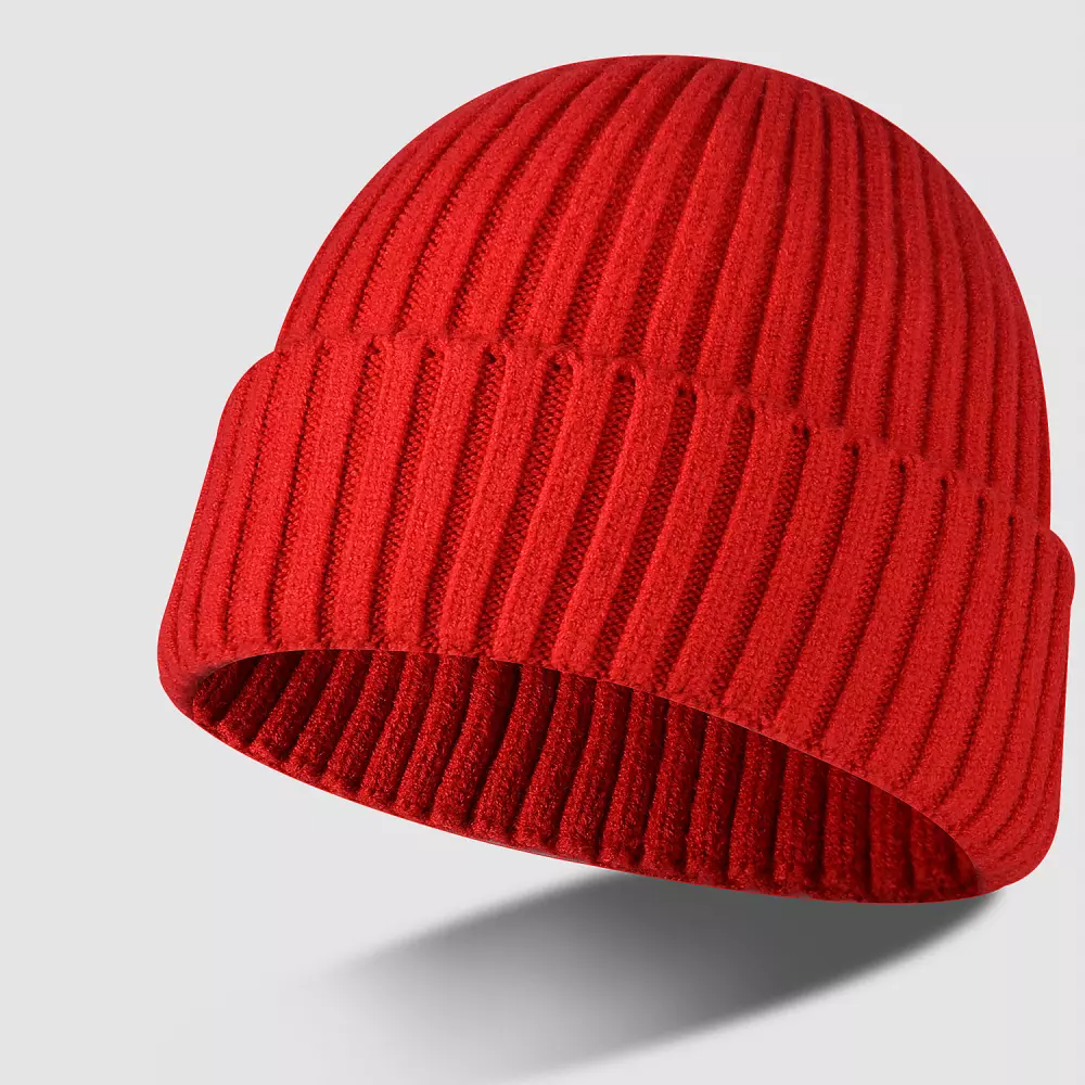 Bonnet en tricot côtelé épais brodé sur mesure
