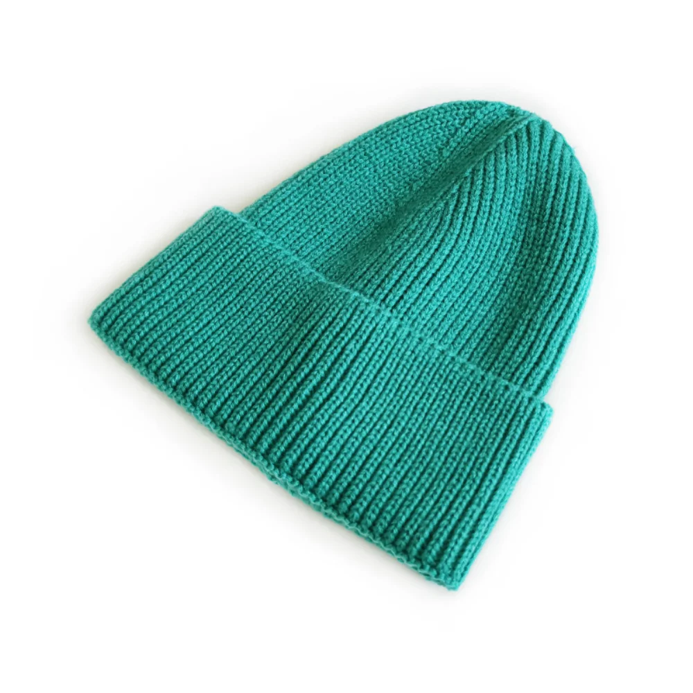 Fashion Style Solid Color Knit Beanie